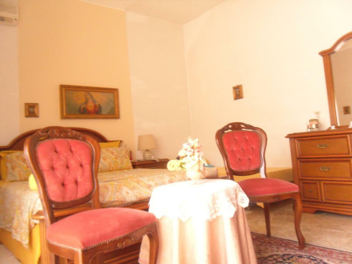 Amabile Guesthouse Milis Екстериор снимка